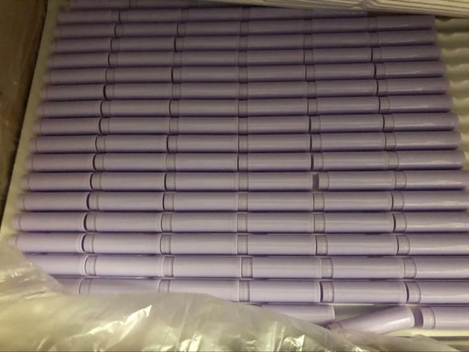 SGS Certified Lip Gloss Packaging Tube 17.2*118mm Fashionable 1